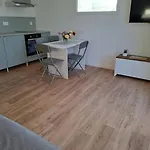 Daire Neuf Dans Hameau Proche Vecchio *